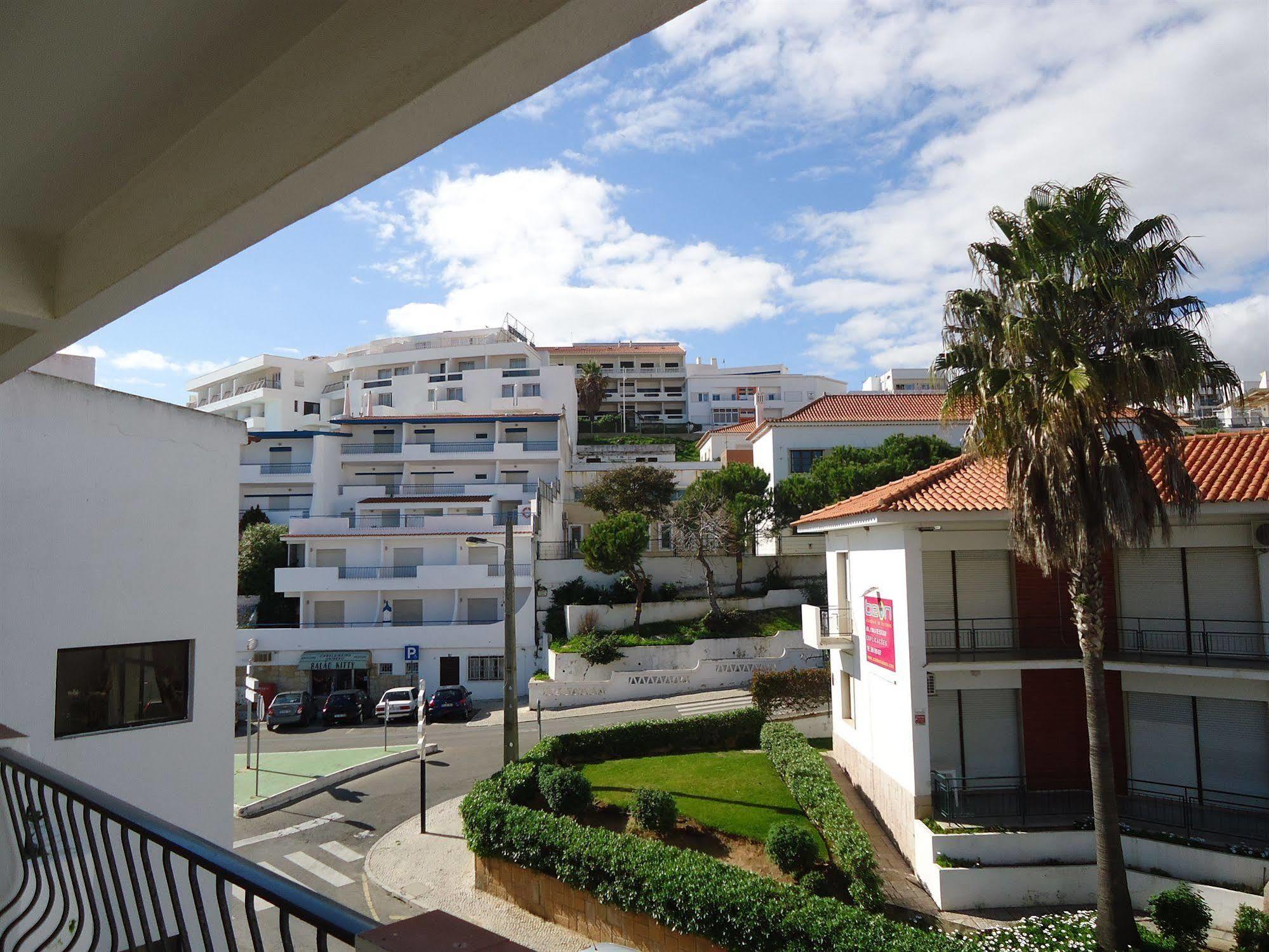 Apartamentos Rainha D. Leonor - Al Albufeira Bagian luar foto
