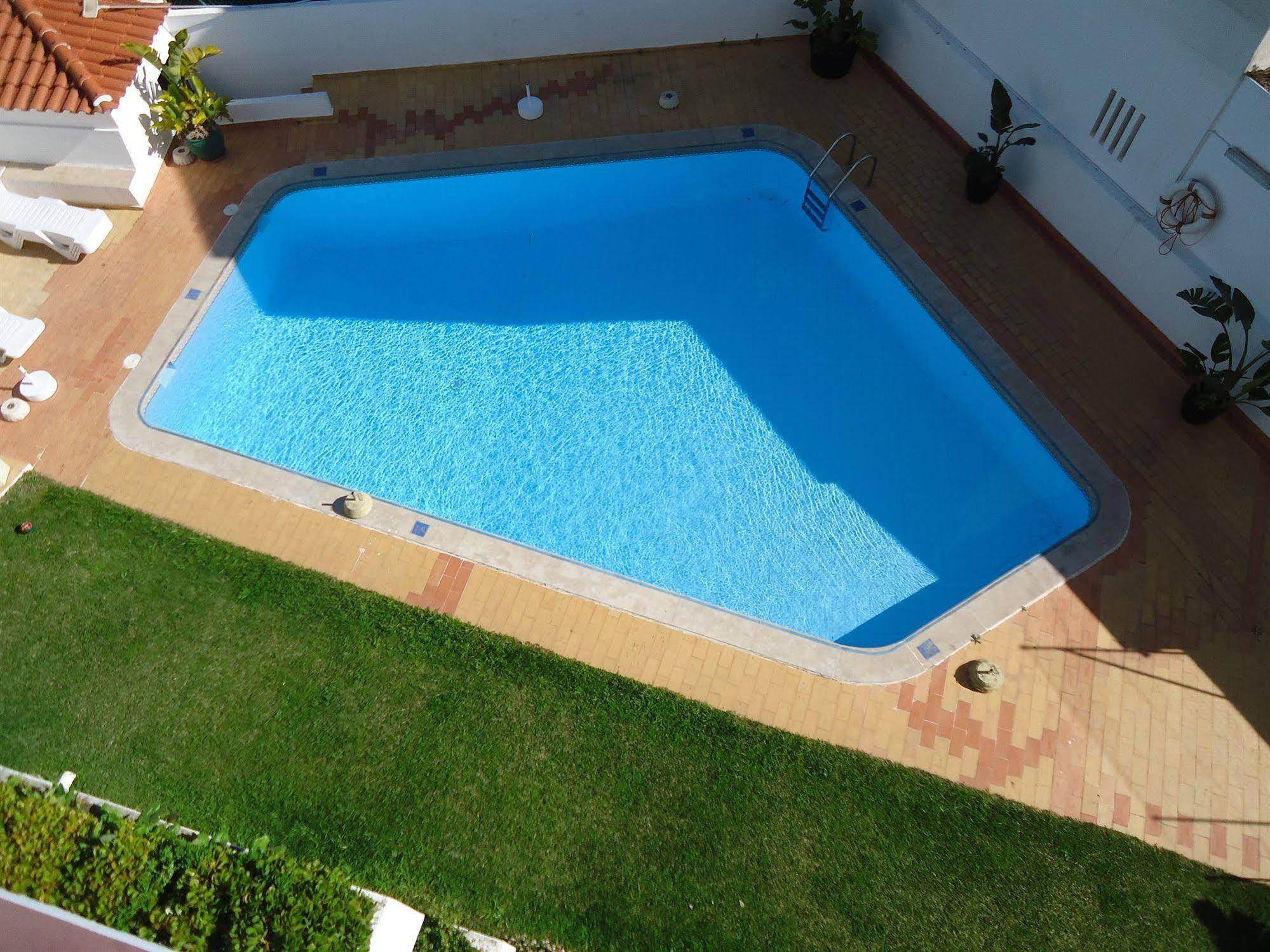 Apartamentos Rainha D. Leonor - Al Albufeira Bagian luar foto