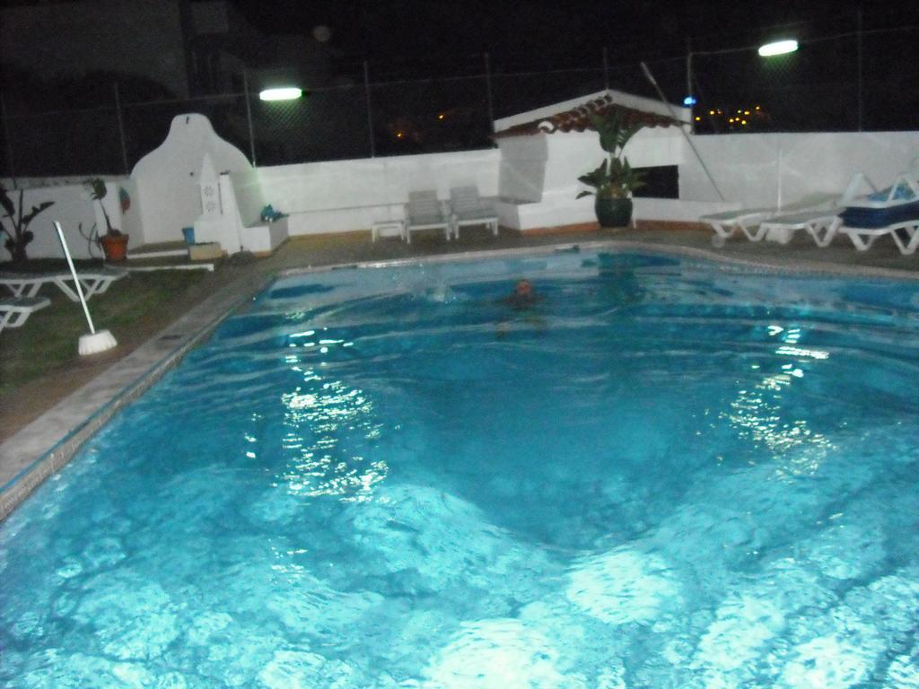 Apartamentos Rainha D. Leonor - Al Albufeira Bagian luar foto