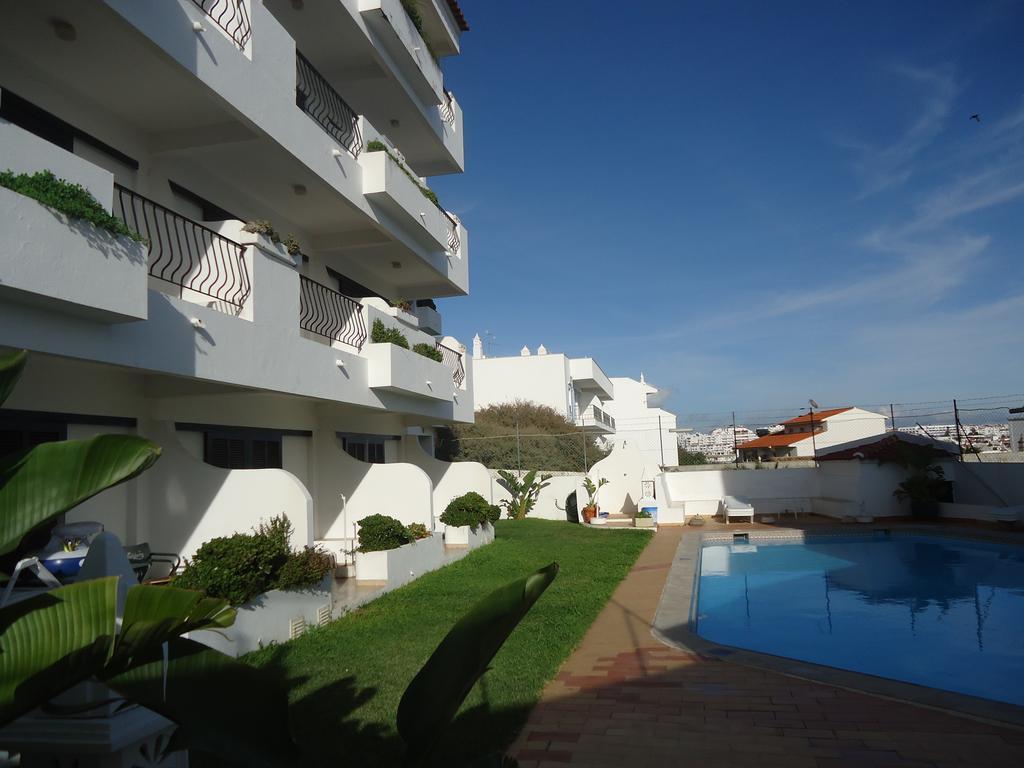 Apartamentos Rainha D. Leonor - Al Albufeira Bagian luar foto